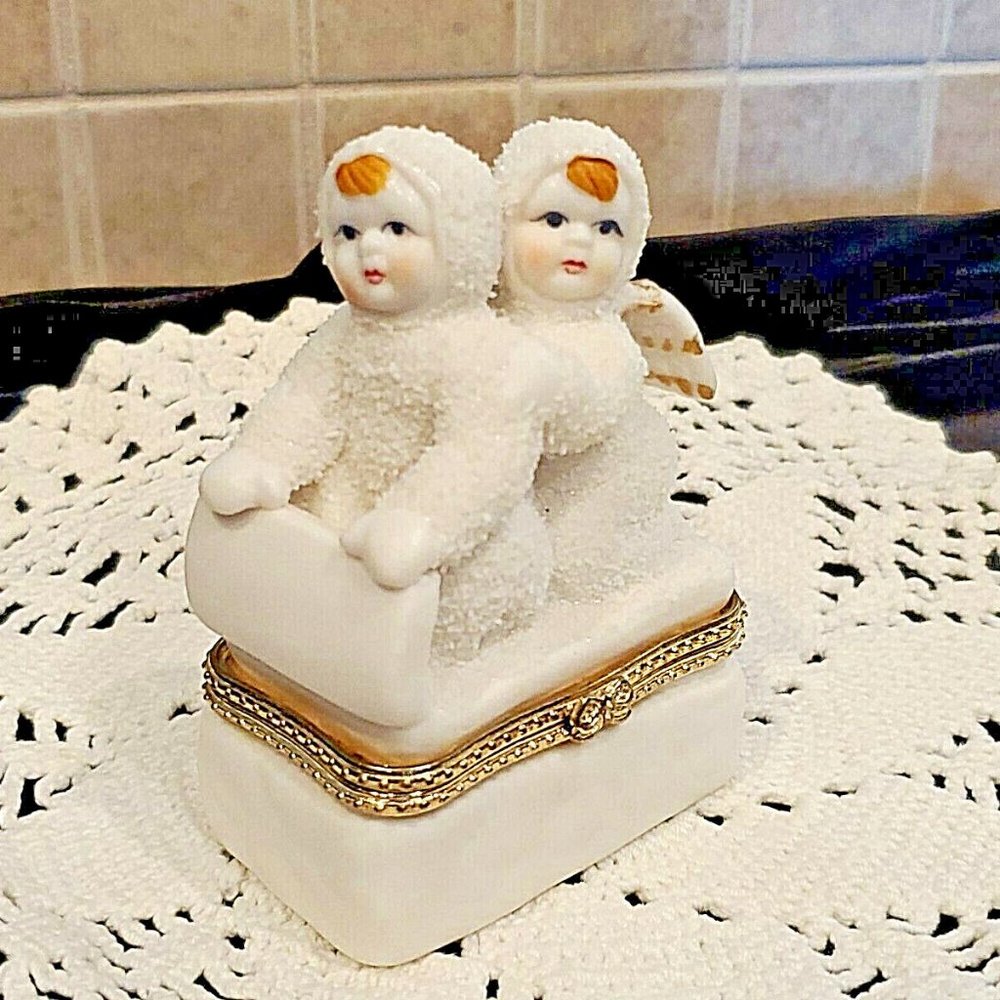 Twin Snowbabies Angels Hinged Trinket Box ~ on Sled ~ Snow Sledding